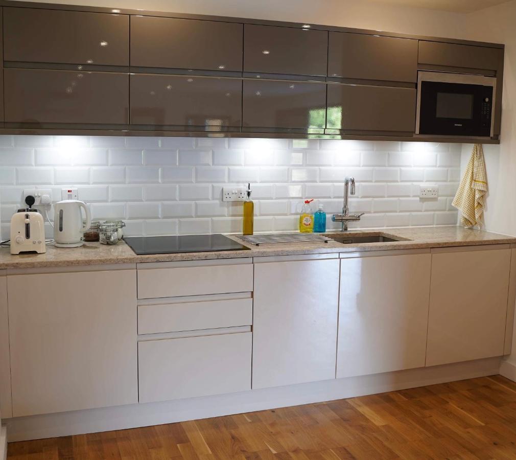 Countryside Annex- Sleeps 2 Free Parking & Garden Apartment Кентърбъри Екстериор снимка